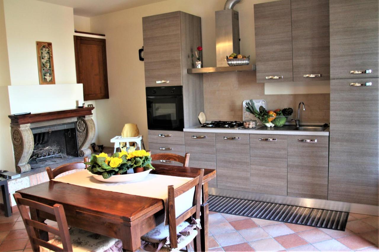 Claudia Vacanza Toscana - Appartamento Nocciolo- 10 Min Da Siena Malignano Bagian luar foto