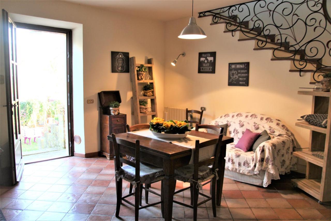Claudia Vacanza Toscana - Appartamento Nocciolo- 10 Min Da Siena Malignano Bagian luar foto